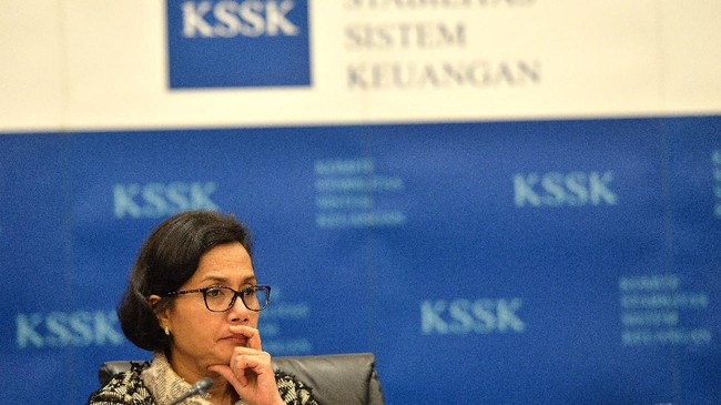 Pakar hukum menilai pasal 'kebal' hukum dalam Perppu penanganan corona bisa dibatalkan demi hukum.