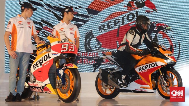 Honda mengeluarkan edisi Repsol untuk mendedikasikannya pada penggemar MotoGP dengan beberapa penambahan terbaru.