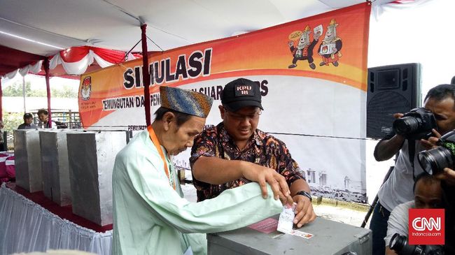Bayang-bayang Hoaks di Tahun Politik Fenomena politik disebut menjadi pemicu merebaknya hoaks di Indonesia.