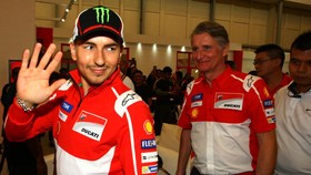 Lorenzo Malas Tanggapi Komentar Rossi