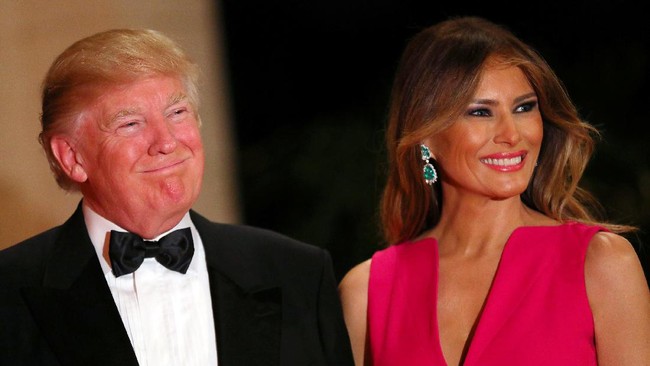 Presiden Amerika Serikat Donald Trump menyebut Rusia membantu Korea Utara mengelak dari sanksi internasional.