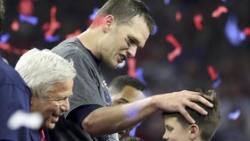 Super Bowl LI: Megah, Meriah, Bersejarah