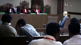 Politikus I Putu Sudiartana Dituntut Tujuh Tahun Penjara