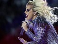 Ambruk, Lady Gaga Batal Konser di Brasil