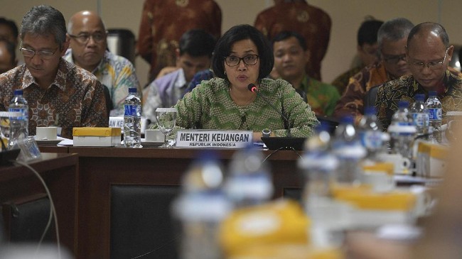 Direktur Teknis Kepabeanan DJBC Oza Olavia mengatakan, perubahan HS dan AHTN 2012 ke AHTN 2017  mulai berlaku pada 1 Maret 2017.