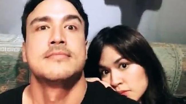 Dunia maya dilanda kehebohan gara-gara munculnya kabar penyanyi Raisa Andriana dan pembawa acara Hamish Daud diduga menggelar acara lamaran malam ini.
