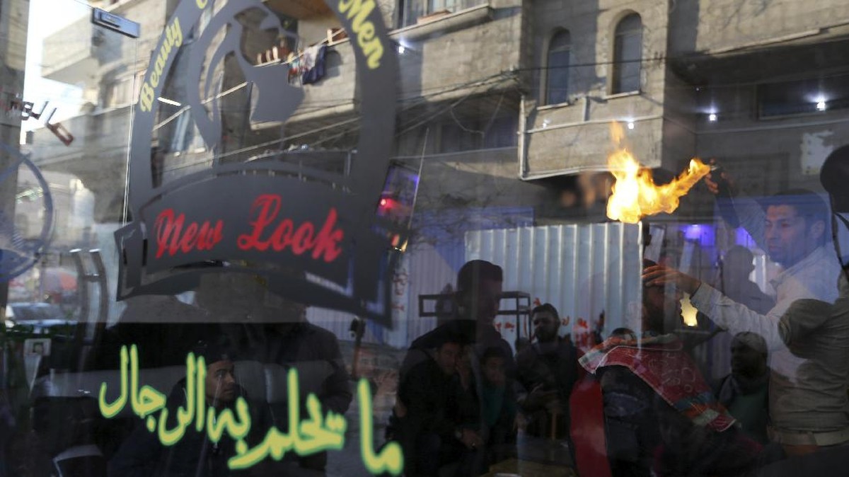 Sang Pemangkas Rambut 'Api' dari Palestina