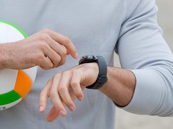 Facebook Bikin Aplikasi Pesan Baru Untuk Apple Watch