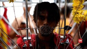 Jutaan Umat Hindu Merayakan Thaipusam di Malaysia
