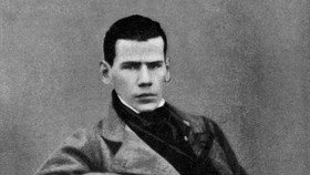 Belajar dari Kisah Leo Tolstoy