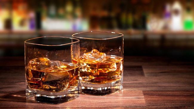 Tanggal 10 Februari 2017 adalah perayaan perdana International Scotch Day. Ajang ini digagas bertepatan di hari ulang tahun Alexander Walker.