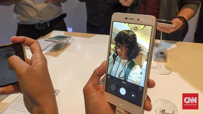 Xiaomi serius menggarap pasar Indonesia dengan meluncurkan Redmi 4A yang merupakan ponsel pertama dirakit di Indonesia.