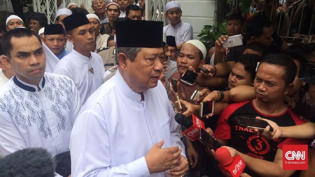 SBY mengambil langkah hukum terhadap Antasari Azhar. SBY membantah tuduhan sebagai inisiator atas rekayasa dalam kasus pembunuhan Nazarudin Zulkarnaen.