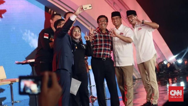 PPP belum memutuskan memberi dukungan kepada para kandidat yang akan berlaga di ajang putaran kedua Pilkada DKI Jakarta 2017.