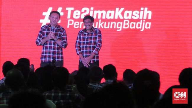 Ahok mengatakan, konstitusi tidak mengatur soal memilih berdasarkan golongan tertentu. Semua berhak untuk jadi pemimpin dan taat pada konstitusi.