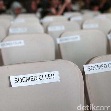 5 Kontroversi Selebgram, Lelang Keperawanan hingga Nikah di Usia 16 Tahun