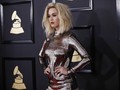 Klaim Dilecehkan Katy Perry, Model 'Teenage Dream' Dihujat