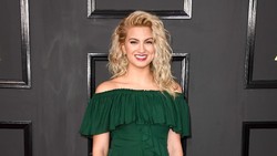 Lirik Lagu Paper Hearts - Tori Kelly