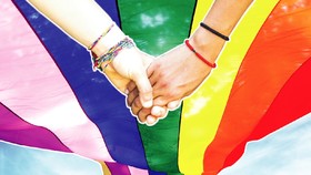 Cara LGBT Menggaet Pacar, Dari Teman Sampai Aplikasi