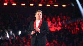 Penonton Yakin James Corden Muncul 2 Detik di 'The Last Jedi'