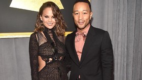 Istri John Legend Panik Alami Gempa Lombok di Bali