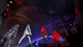 Koleksi Street Chic Alexander Wang di NYFW