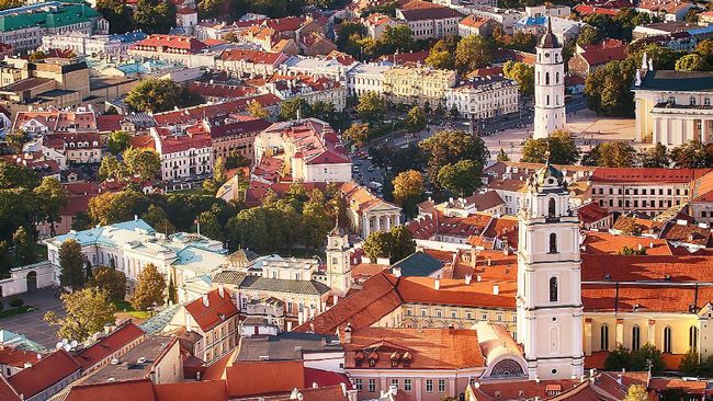 Semboyan ‘Real is Beautiful’ disiarkan melalui unggahan foto di media sosial. Sayangnya, yang dipajang bukan foto negara Lithuania.