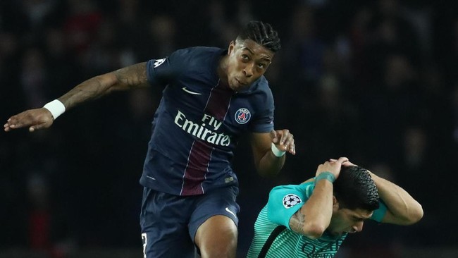 Presnel Kimpembe semula diprediksi akan jadi bulan-bulanan trisula lini depan Barcelona. Namun justru ia tampil gahar dan menghentikan kebuasan trio MSN.