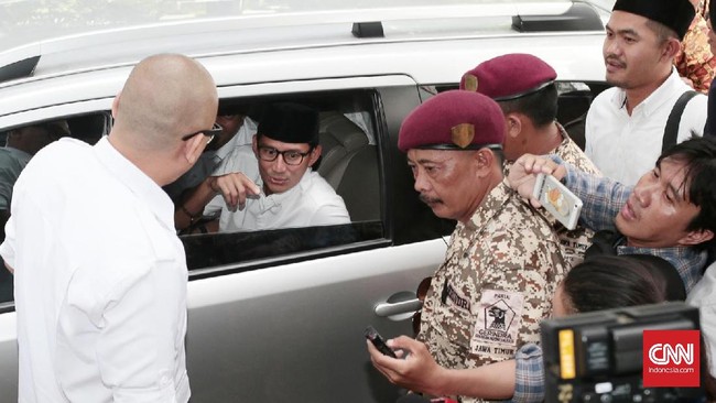 Sandiaga Uno akan merayu para pendukung Agus-Sylvi yang kemungkinan akan golput di putaran kedua untuk memilih Anies Baswedan dan dirinya.