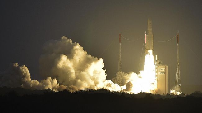 Mengenal Satelit Telkom 3 Diperkirakan Jatuh Di Mongolia