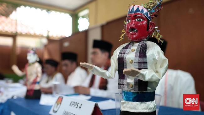 Bimbingan teknis diberikan KPU DKI Jakarta pada Kelompok Penyelenggara Pemungutan Suara (KPPS), terutama pada petugas yang baru bergabung.