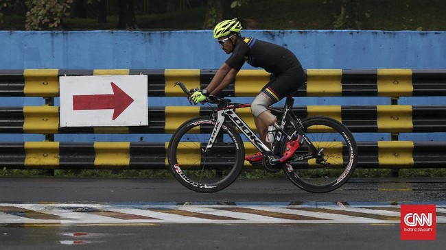 Muhammad Fadli kehilangan kaki kirinya, namun tak pernah kehilangan semangat hidupnya. Ia berambisi bisa tampil di ajang Paralimpiade.