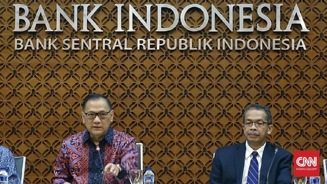 Gubernur BI Agus Martowardojo mengatakan, ketentuan ini dipercaya mampu memperkuat makroprudensial di tengah mengecilnya ruang pelonggaran moneter.
