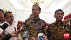 Jokowi Sebut Biaya Sertifikasi Satpam Kemahalan
