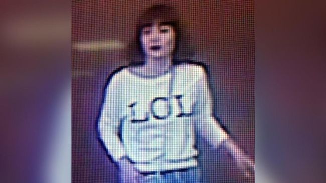Situs penjualan online China, Taobao sempat menjual kaos putih LOL yang dipakai terduga pembunuh Kim Jong Nam. Kaos ini dijual dengan harga Rp12,2 juta.