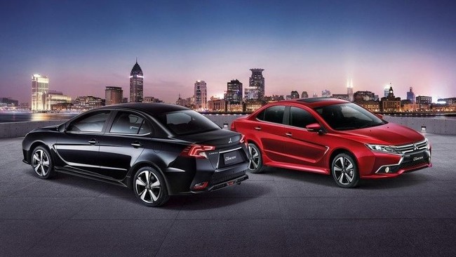 Rencana Mitsubishi menghentikan produksi Lancer tampaknya belum akan dilakukan, malah sedan legendaris ini mengeluarkan varian anyar, Grand Lancer.