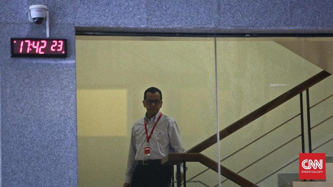 Jubir KPK Febri Diansyah mengatakan penyidik menemukan aliran dana baru lintas negara terkait perkara dugaan suap Garuda Indonesia yang menjerat Emirsyah Satar.