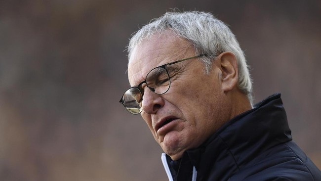 Hanya sembilan bulan sejak Leicester City mengangkat trofi Liga Primer, Claudio Ranieri kini meninggalkan klub setelah mereka terperosok dalam degradasi.