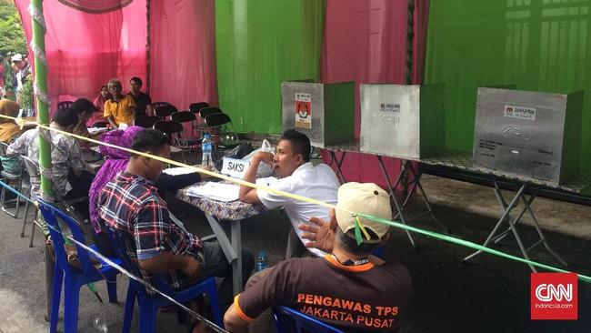 Dua pemilih palsu di Utan Panjang, Jakarta Pusat, tidak dikenakan sanksi pidana karena mereka mengakui identitas masing-masing saat hari pencoblosan.