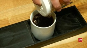 Menikmati Secangkir Kopi Seharga Rp240 ribu