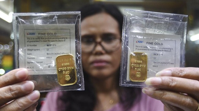 Harga emas Antam naik Rp4.000 menjadi Rp924 ribu per gram pada perdagangan Rabu (7/4).