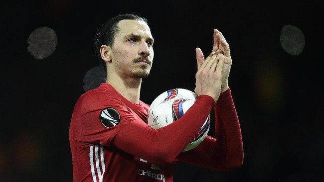 Jose Mourinho yakin Zlatan Ibrahimovic memiliki fisik prima yang bisa menunjang dirinya untuk terus bermain hingga usia 40 tahun.
