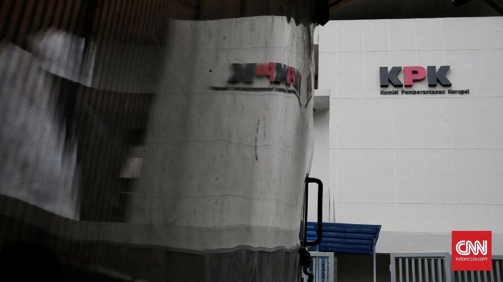 KPK OTT Bupati Cilacap Syamsul Auliya Rachman