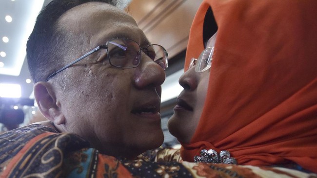 Kuasa hukum mantan Ketua DPD Irman Gusman menyebut hak politik merupakan hak dasar yang tidak dapat dicabut. Ia merencanakan pengajuan banding.
