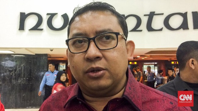 Wakil Ketua DPR Fadli Zon mengatakan Komisi I akan menggelar rapat membahas senjata dengan Panglima TNI, Kementerian Pertahanan, dan BIN pekan depan.
