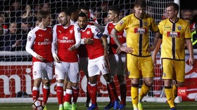 Ketika Arsenal Melawat ke Markas Tim Amatir Inggris