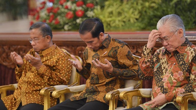 Menko Darmin Nasution mengakui keinginan Jokowi terhadap Kementerian Investasi dan Ekspor karena kinerja investasi dan ekspor yang belum maksimal.