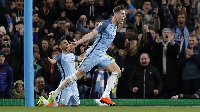 Kemenangan atas Manchester United pada derby Manchester di Etihad Stadium, Sabtu (7/4) malam, bisa mempermanis gelar juara Manchester City Liga Primer Inggris.