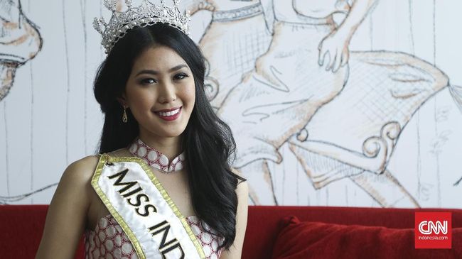 Hidup Natasha Mannuela berubah setelah dirinya terpilih menjadi Miss Indonesia 2016. Simak kisah Natasha Mannuela dalam perbincangannya dengan CNNIndonesia.com
