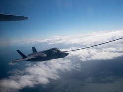 Biden Setop Penjualan Senjata AS, Termasuk Jet Siluman F-35